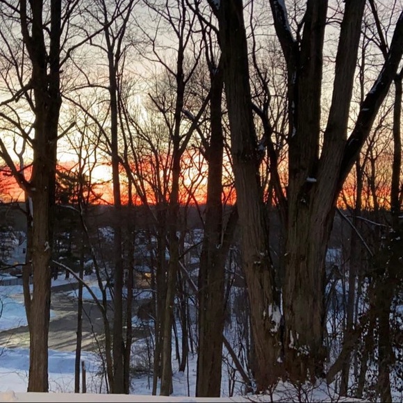 Meet your Posher, Clare - Picture 1 of 1